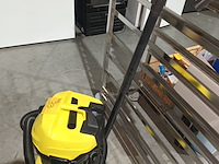 Lot 33 - stofzuiger kärcher - afbeelding 2 van  3