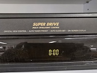 Lot 33 - video cassette speler panasonic - afbeelding 2 van  4
