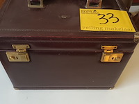 Lot 33 - vintage beautycase - afbeelding 1 van  5