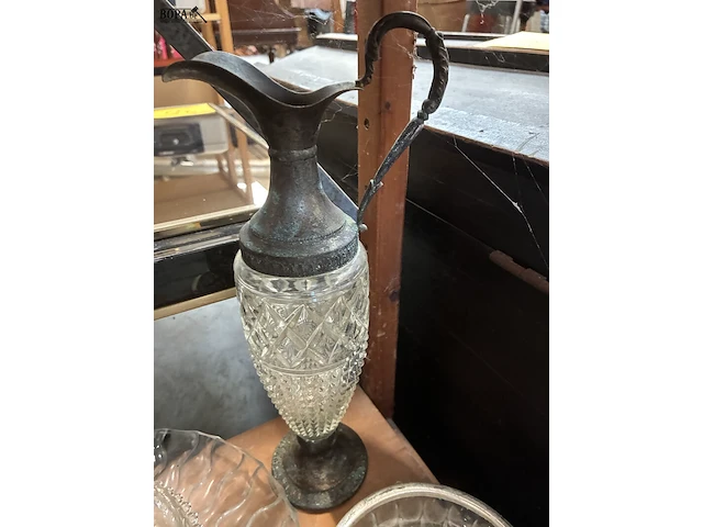 Lot 33 - vintage glazen en kristallen - afbeelding 4 van  4