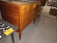 Lot 33 - vintage ladekast - afbeelding 2 van  4
