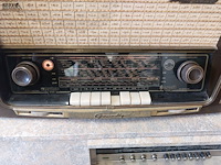 Lot 33 - vintage radio grundig 3035 - afbeelding 2 van  4