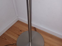 Lot 33 - vloerlamp ikea - afbeelding 3 van  4