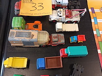 Lot 33 - vrachtwagens op schaal. 14 stuks - afbeelding 1 van  9