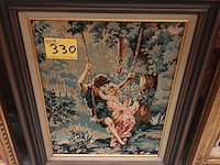 Lot 330 - kader koppel op schommel - afbeelding 1 van  3