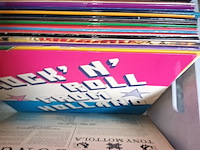 Lot 330 - lp’s en singles. 57 stuks - afbeelding 3 van  5