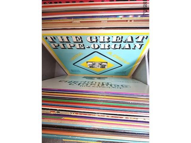 Lot 330 - lp’s en singles. 57 stuks - afbeelding 5 van  5