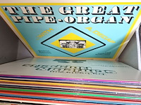 Lot 330 - lp’s en singles. 57 stuks - afbeelding 5 van  5