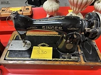 Lot 330 - retro naaimachine singer + transfo - afbeelding 2 van  3