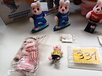 Lot 331 - duracell reclame bunny’s. 9 stuks - afbeelding 3 van  6