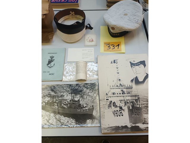 Lot 331 - items belgische marine. 8 stuks - afbeelding 1 van  8