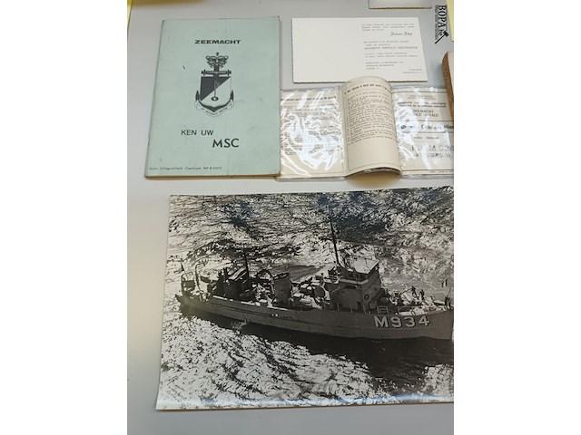 Lot 331 - items belgische marine. 8 stuks - afbeelding 6 van  8