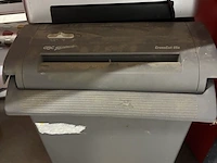 Lot 331 - papierversnipperaar + lamineertoestel