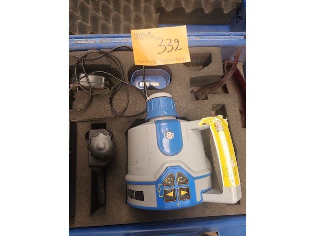 Lot 332 - laserwaterpas agatec - afbeelding 1 van  4