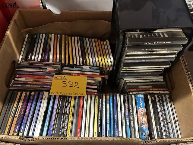 Lot 332 - lot cd's - afbeelding 1 van  4