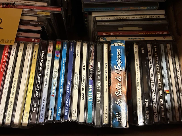 Lot 332 - lot cd's - afbeelding 3 van  4