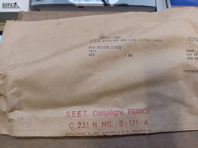 Lot 332 - platte tang. 3 stuks - afbeelding 2 van  4