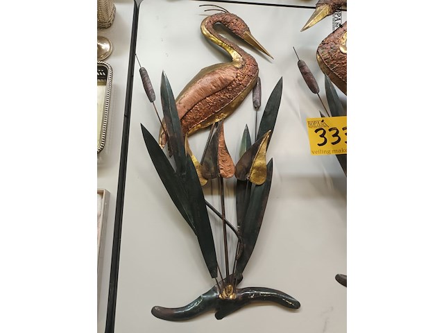 Lot 333 - metalen wanddecoratie reigers - afbeelding 2 van  4