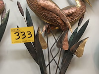 Lot 333 - metalen wanddecoratie reigers - afbeelding 3 van  4