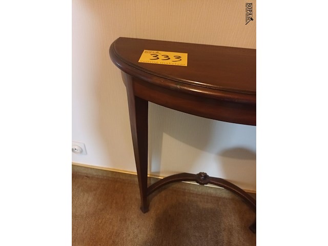 Lot 333 - muurtafeltje - afbeelding 4 van  4