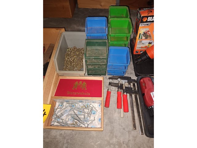 Lot 334 - gereedschap en doe-het-zelf materiaal - afbeelding 3 van  5