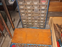 Lot 334 - gereedschap en doe-het-zelf materiaal - afbeelding 5 van  5