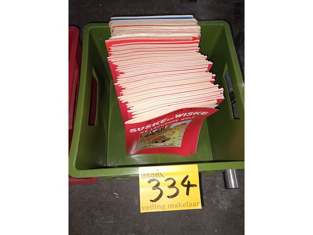 Lot 334 - strips suske en wiske. 54 stuks - afbeelding 1 van  3