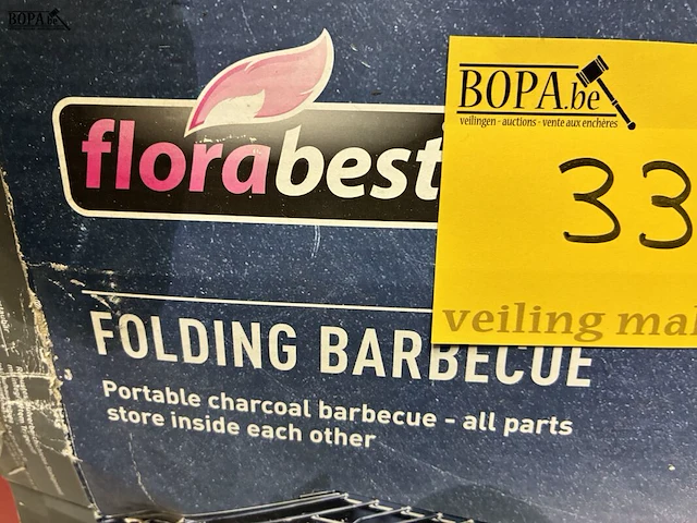 Lot 335 - folding barbecue nieuw in doos - afbeelding 2 van  2