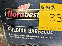 Lot 335 - folding barbecue nieuw in doos - afbeelding 2 van  2