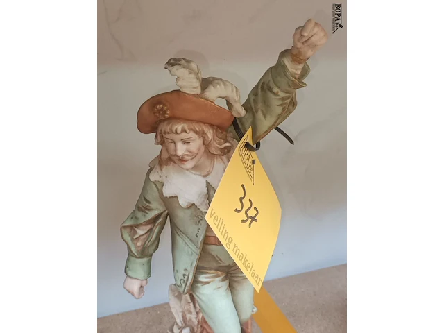 Lot 337 - beeld gestempeld bb - afbeelding 2 van  5