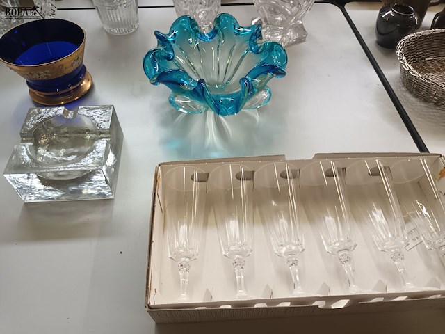 Lot 337 - glaswerk en kristal. 28 stuks - afbeelding 7 van  7