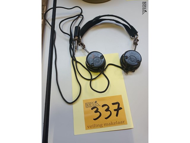 Lot 337 - koptelefoon rca - afbeelding 1 van  3