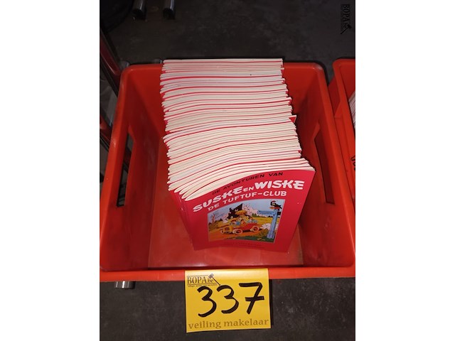 Lot 337 - strips suske en wiske. 56 stuks - afbeelding 1 van  3