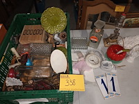 Lot 338 - decoratie en huisraad - afbeelding 1 van  5