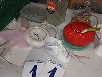 Lot 338 - decoratie en huisraad - afbeelding 2 van  5