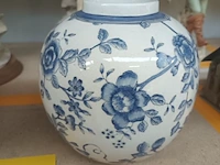 Lot 338 - koppel gemberpotten - afbeelding 3 van  5