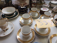 Lot 339 - porselein decoratie. 55 stuks - afbeelding 8 van  11