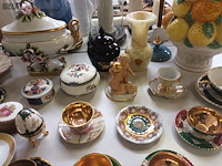Lot 339 - porselein decoratie. 55 stuks - afbeelding 10 van  11