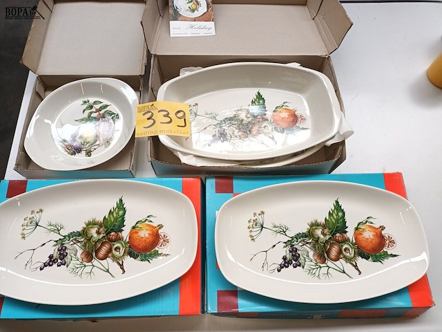 Lot 339 - schalen villeroy & boch. 5 stuks - afbeelding 1 van  5