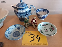 Lot 34 - chinees porselein. 5 stuks - afbeelding 1 van  5
