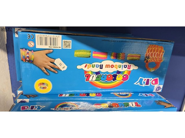 Lot 34 - colorfull rainbow bands nieuw 11 dozen - afbeelding 2 van  3