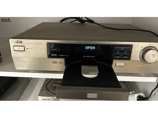 Lot 34 - dvd-speler jvc - 2 stuks - afbeelding 5 van  6