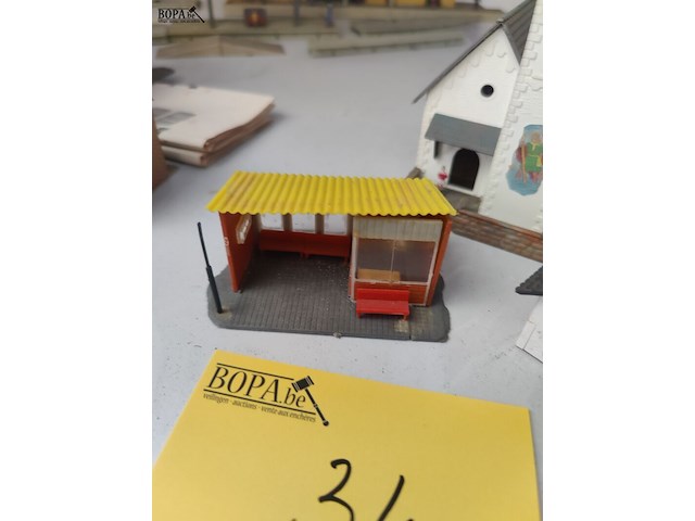 Lot 34 - faller modeldorpgebouwen - 3 stuks - afbeelding 3 van  4