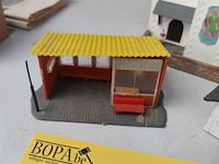 Lot 34 - faller modeldorpgebouwen - 3 stuks - afbeelding 3 van  4