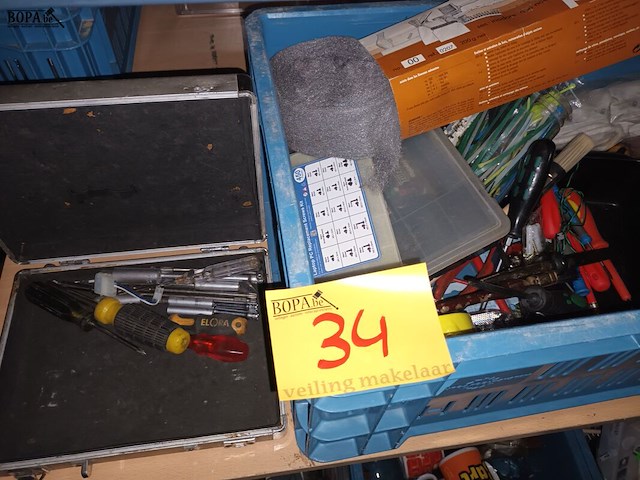 Lot 34 - gereedschap - afbeelding 1 van  5