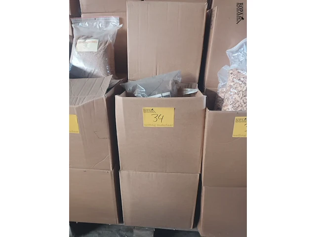 Lot 34 - grillhout orange 1 kg. 20 stuks - afbeelding 1 van  2
