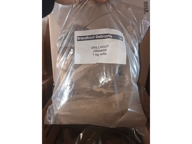 Lot 34 - grillhout orange 1 kg. 20 stuks - afbeelding 2 van  2