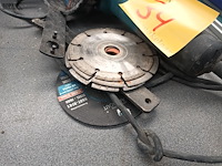 Lot 34 - haakse slijpmachine makita - afbeelding 3 van  4