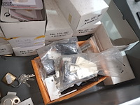 Lot 34 - hangsloten - afbeelding 4 van  4