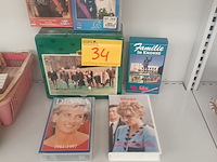 Lot 34 - koningshuis. 11 stuks - afbeelding 1 van  5